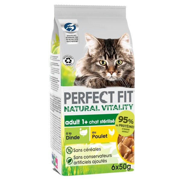 PERFECT FIT Natural Vitality Sachets Fraîcheur au Poulet et à la Dinde pour chat adulte stérilisé 6x50g image 1
